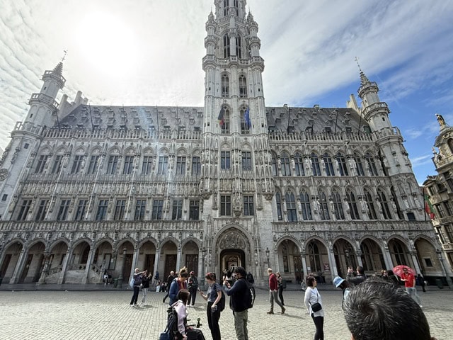 Discover things to do in Brussels Belgium, from historic squares, world-famous waffles, hidden gems, chocolate shops, museums, and local experiences.